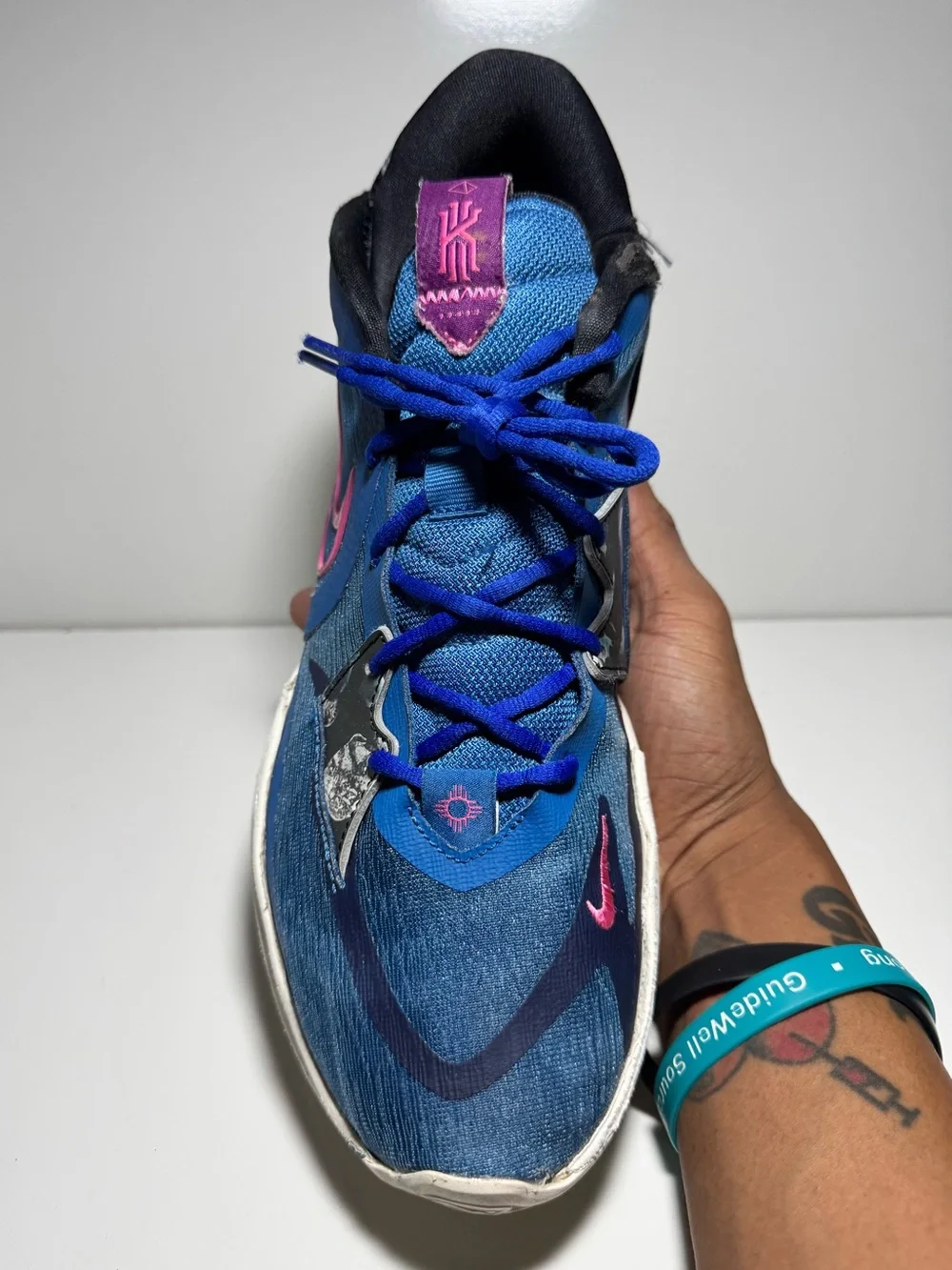 Nike Kyrie Low 5 “Dark Marina Blue” Size 11.5